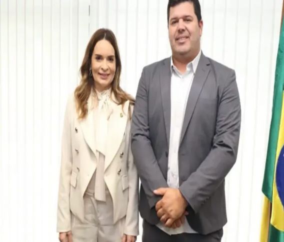 Prefeito reeleito da Prata, Genivaldo Tembório, cumpre agenda em Brasília e visita gabinete da Senadora Daniella Ribeiro